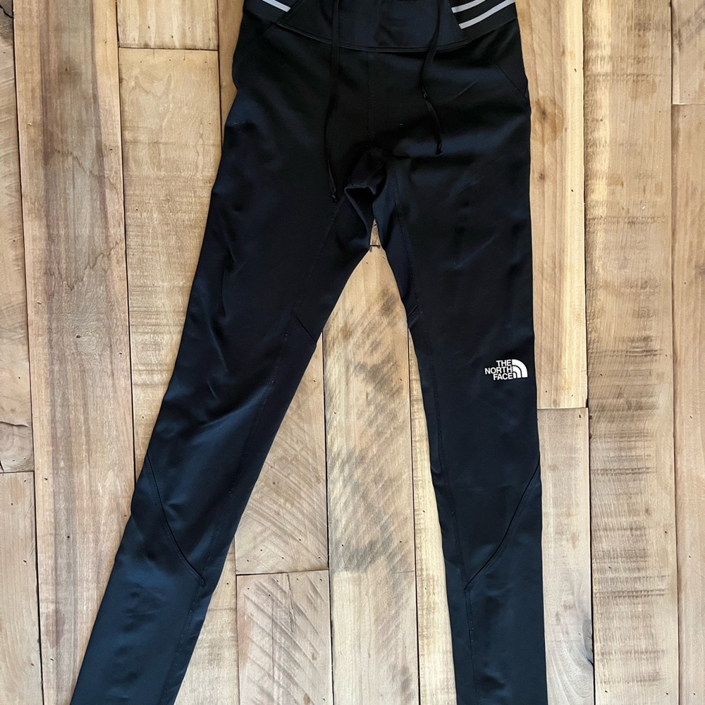 Northface Black Leggings. Size XS. Excellent condition.